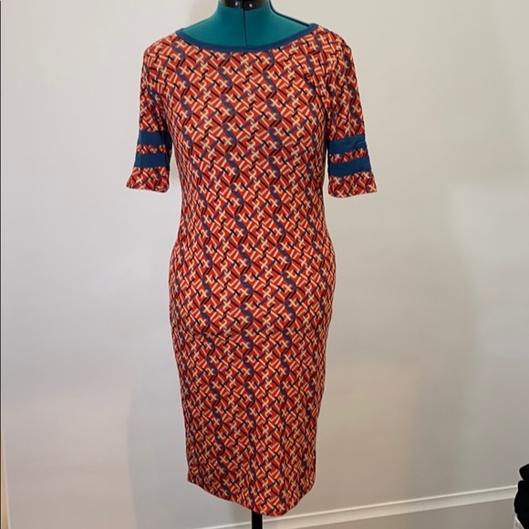 LuLaRoe Dresses & Skirts - Lularoe julia dress